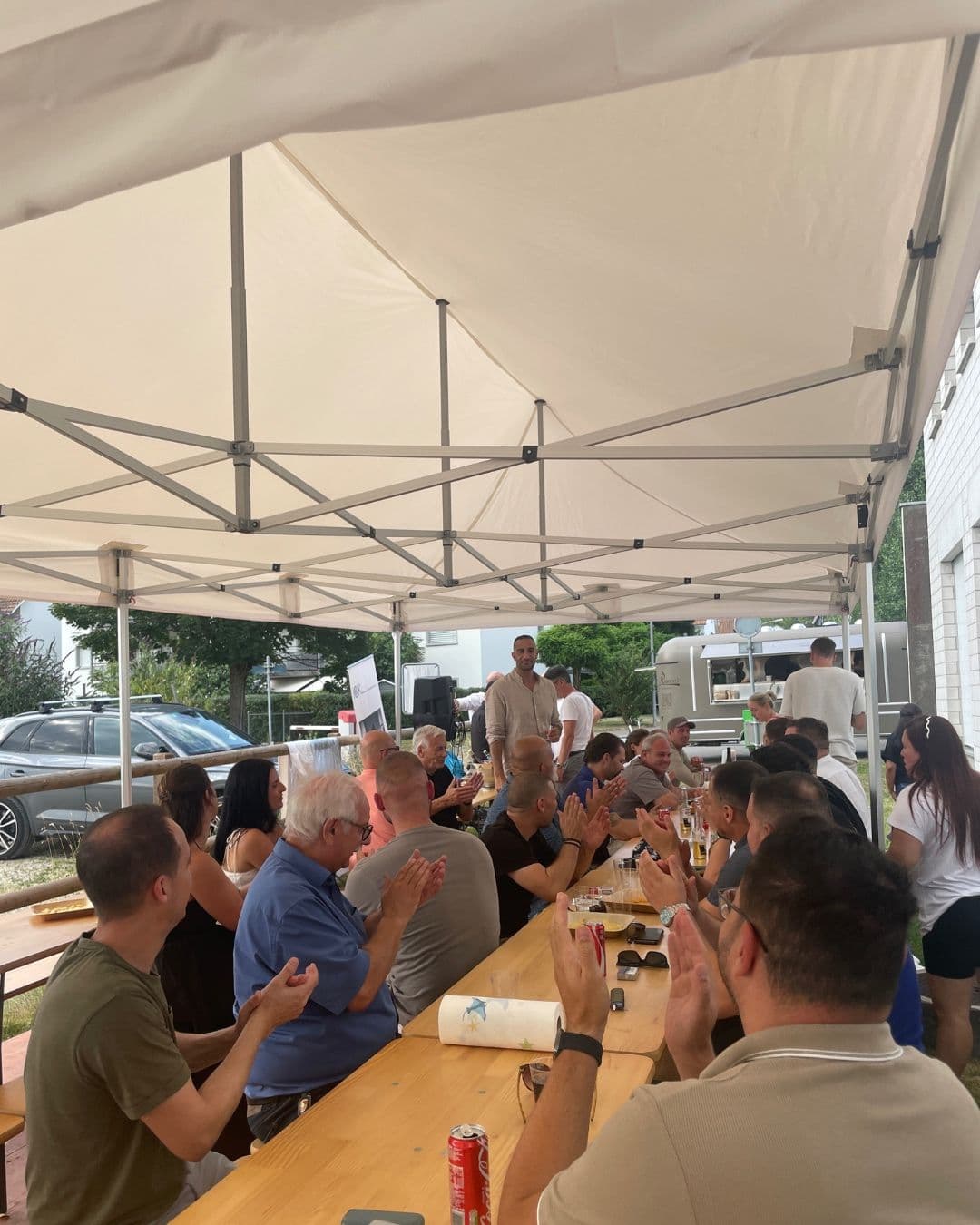 Sommerfest der ICK Group unter dem Festzelt